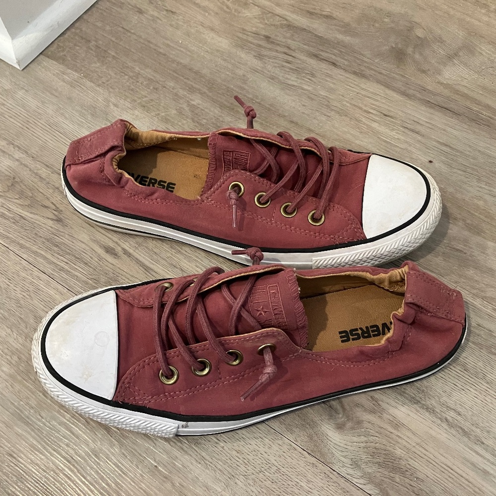 Mauve Slip-On Converse